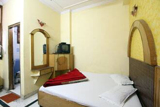 Hotel Ved Deluxe, New Delhi 2
